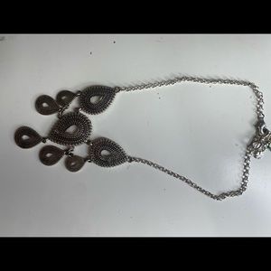 NWOT lucky brand statement necklace.